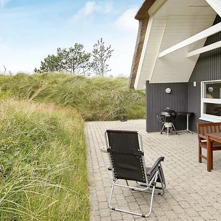 8 Person In Henne Holiday home Henne Strand